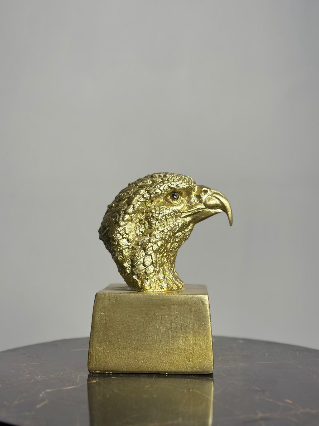 Premium Eagle Throne