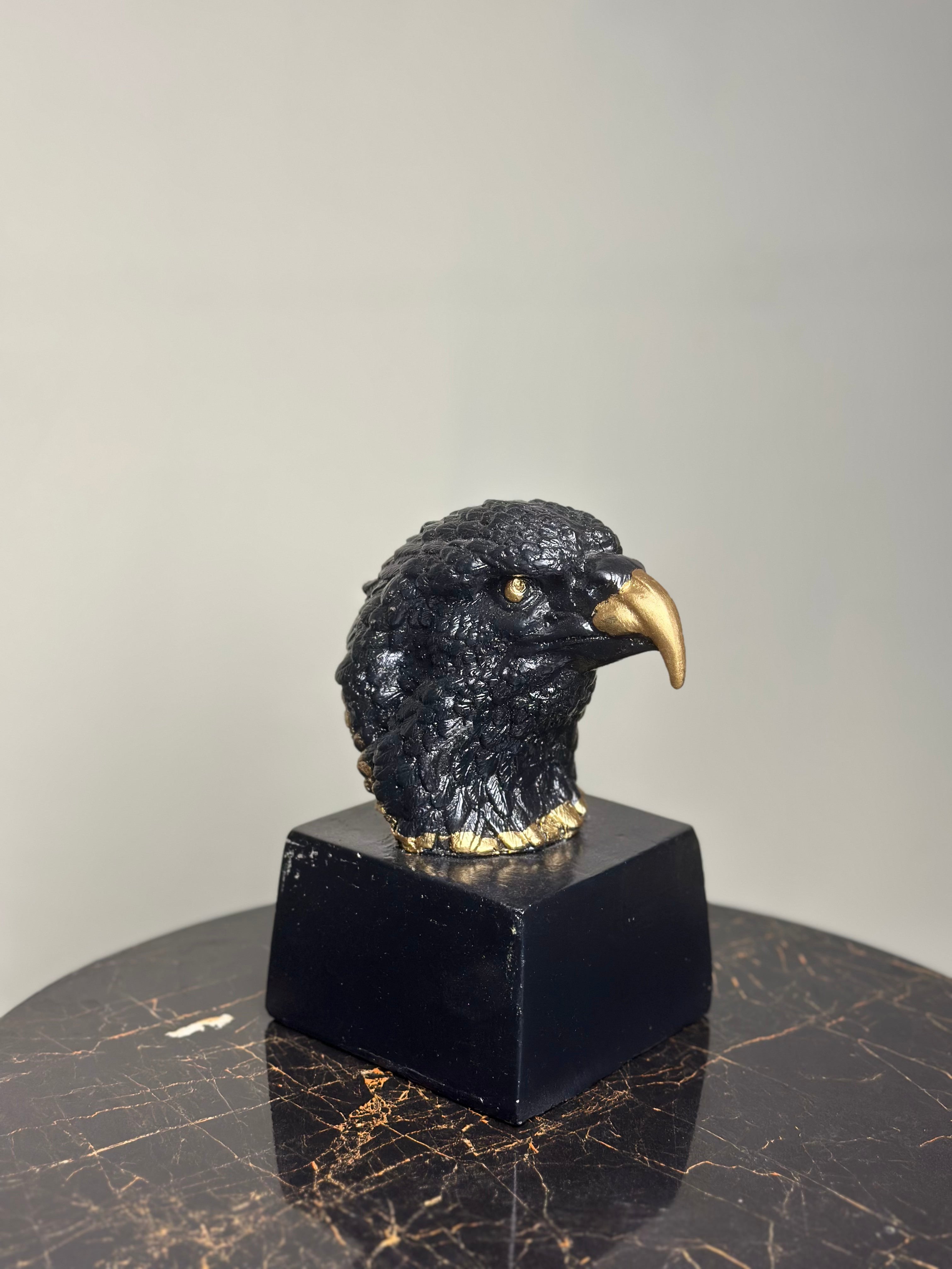 Premium Eagle Throne