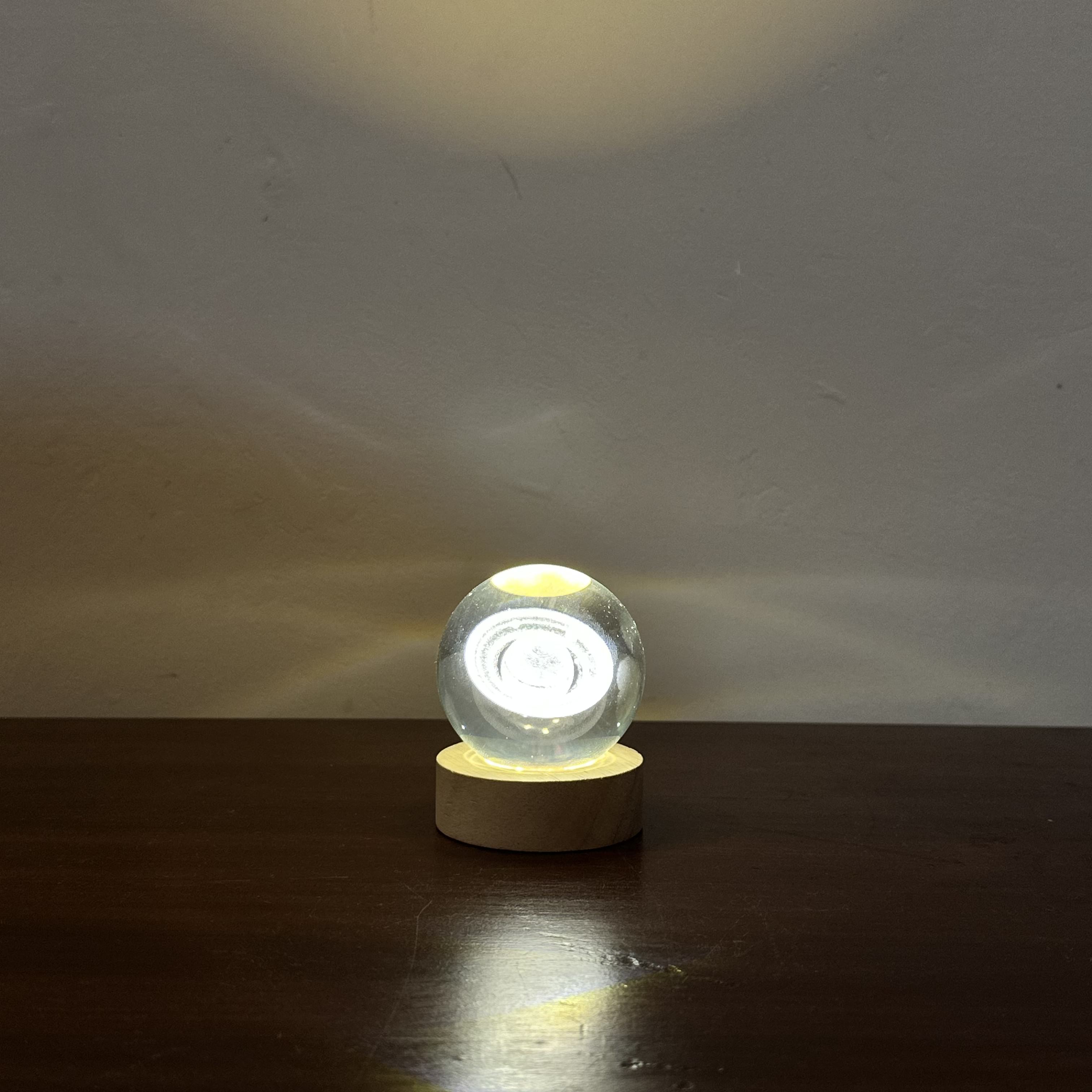 Crystal Universe Lamp