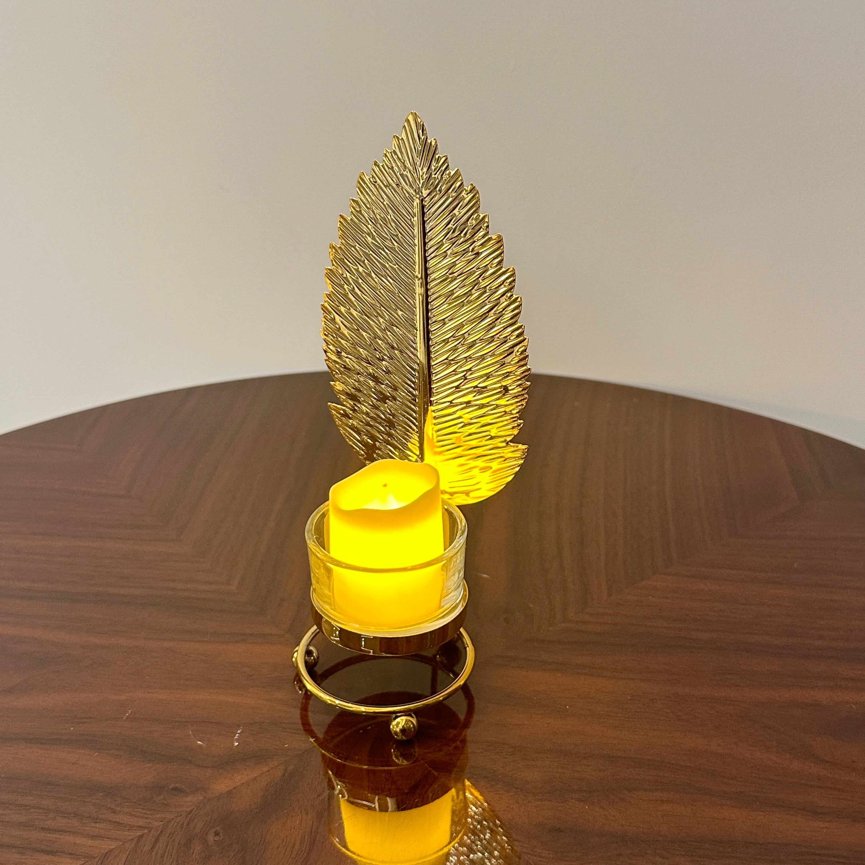 Golden Premium Leaf Candles set of 4